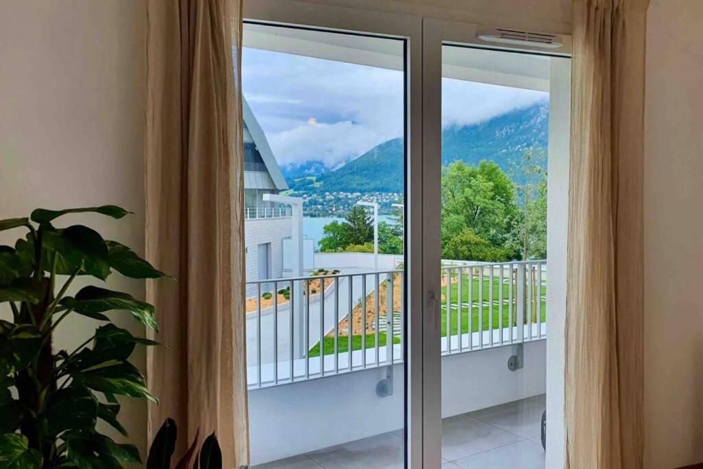 Le Boheme Beau T2 Vue Lac & Montagnes + Garage Annecy Exteriör bild